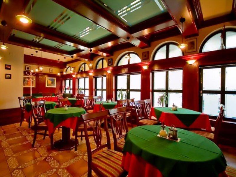 Garni Hotel Zenit Нови-Сад Экстерьер фото